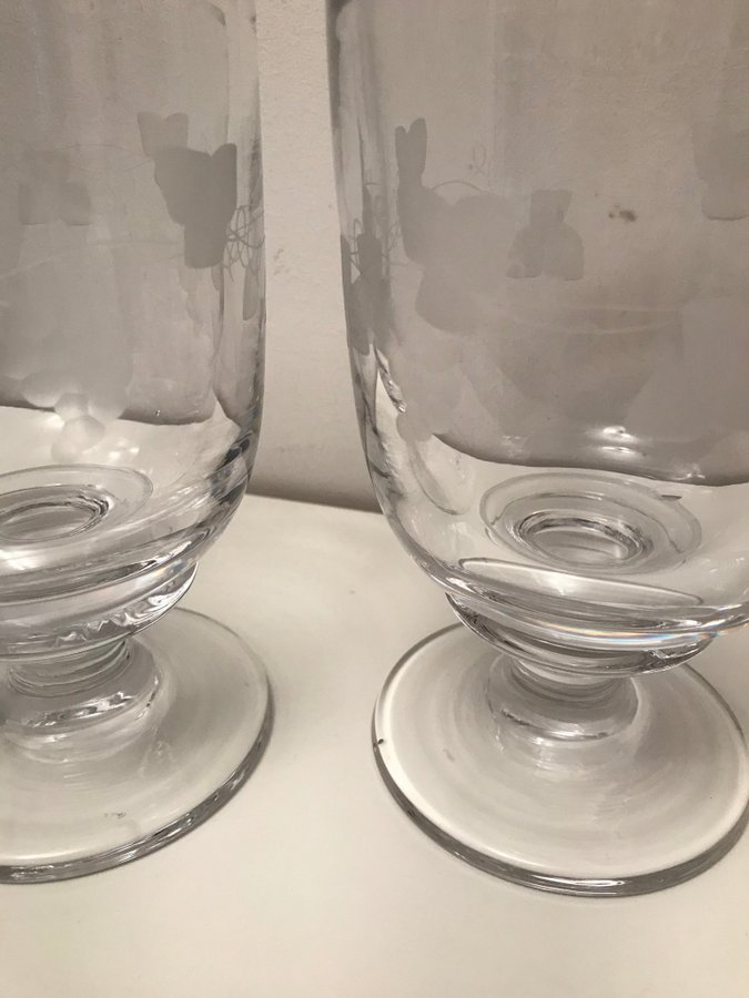 2 st fina pokaler / pokal av glas. Från Reijmyre glasbruk. Handblåsta.