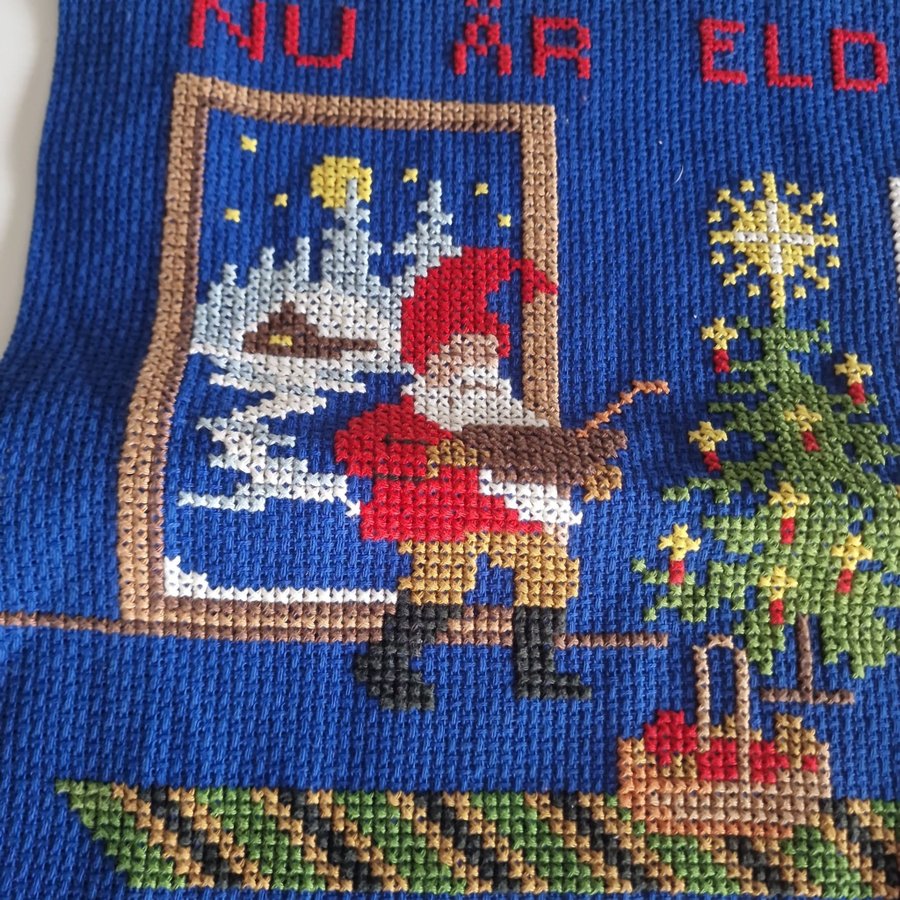 Julmotiv i korsstygn