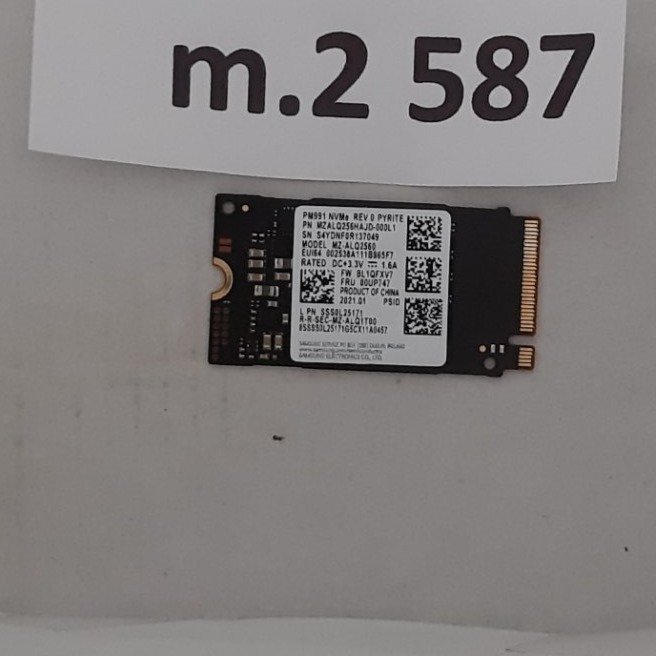 SSD Samsung, modell : m.2 , NVMe , 256GB, formfaktor 2240