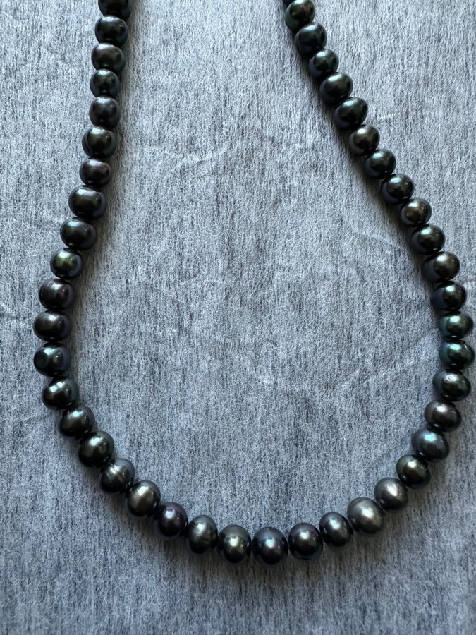 Freshwater pearl necklace 54 cm