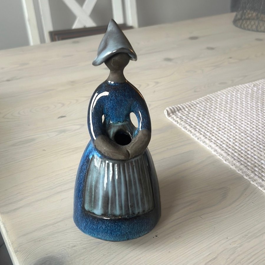 Figur från Jie keramik design Elsi Bourelius