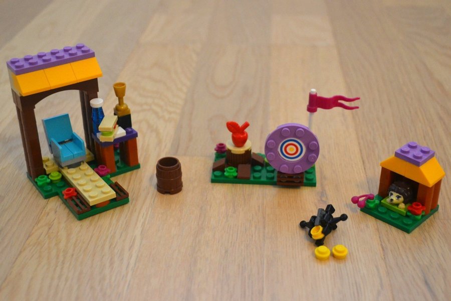 LEGO Friends 41120 Äventyrslägret – bågskytte, igelkott, armborst, skjutbana, tä