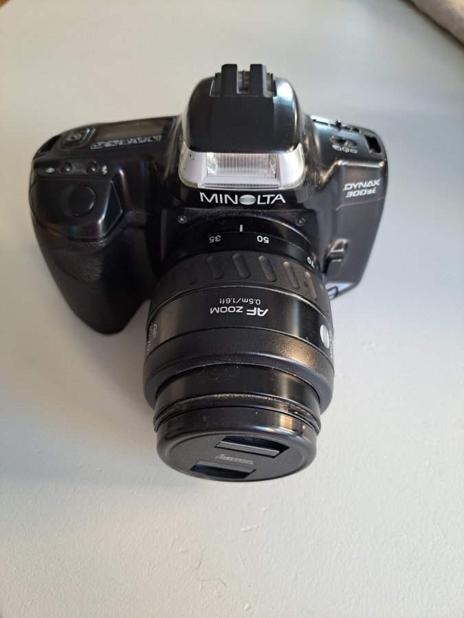 Minolta Dynax 300 si