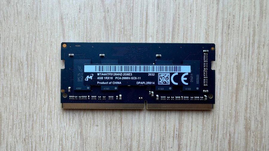 Micron 4GB RAM PC4-2666V-SC0-11 (från iMac 2019)