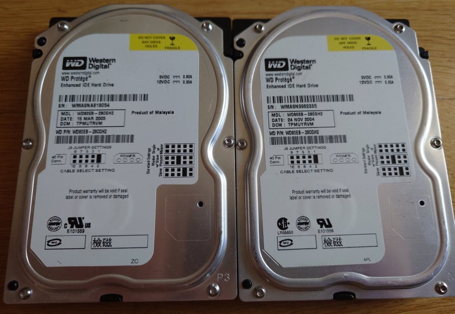 2x 8GB IDE Western Digital drives