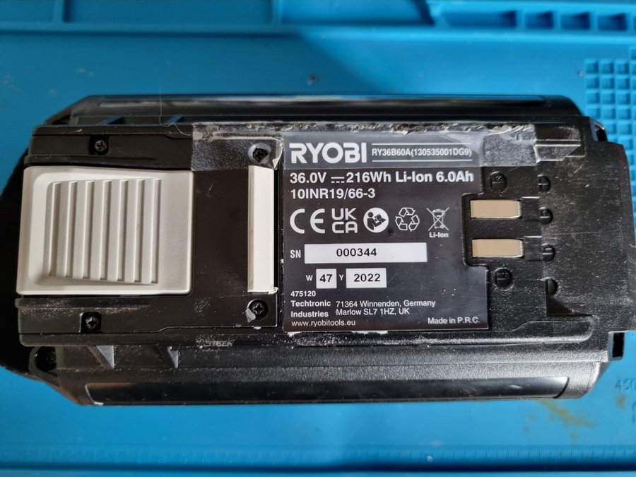 Ryobi 36V 60Ah batteri Fungerande med SKADA