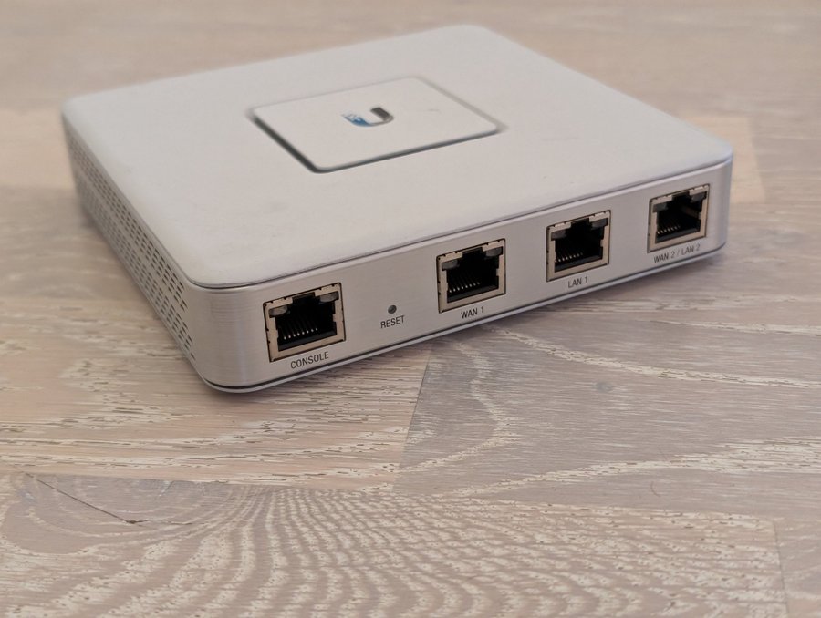 Ubiquiti UniFi Security Gateway