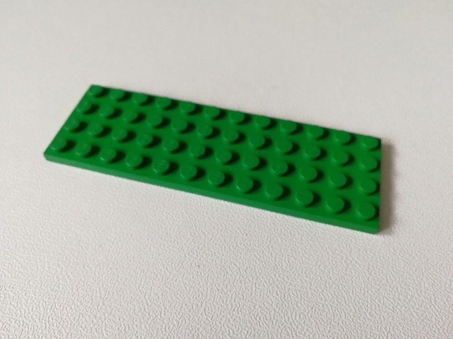 Lego - platta - plate - 4x12 - part 3029 - grön