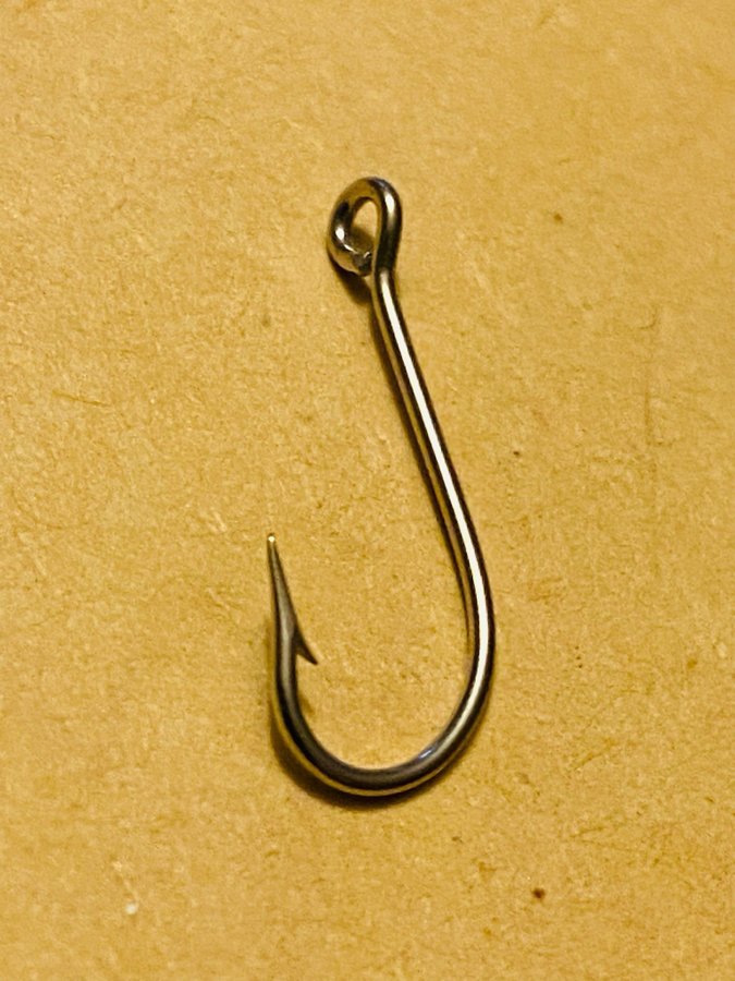 OBS Mustad nr2 (28)  Qual 3307 nickelplaterade kvalitetskrokar 100st i asken !