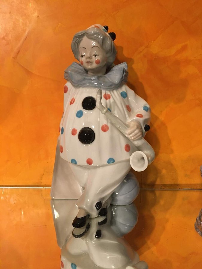 Clown Spelande  figurin  porslin  Tengra Spanien