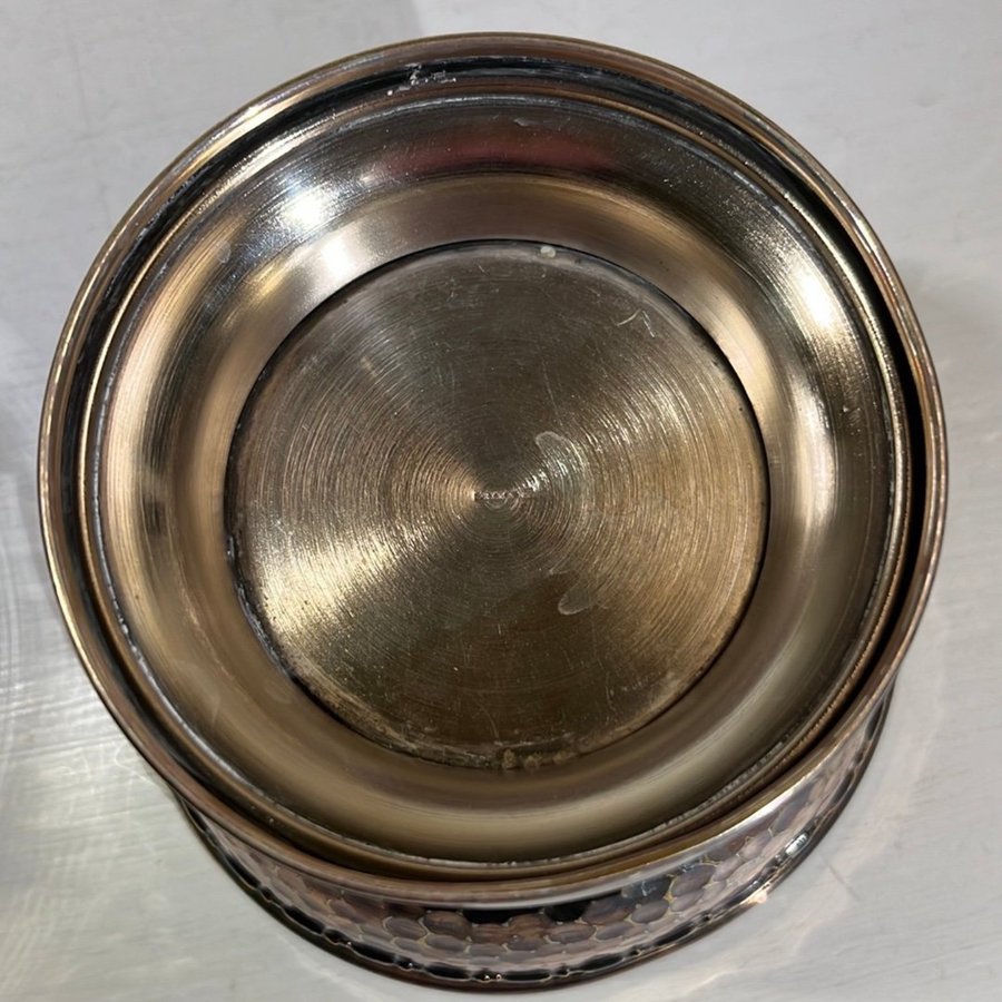 Gammal skål på fot Nysilver och glas