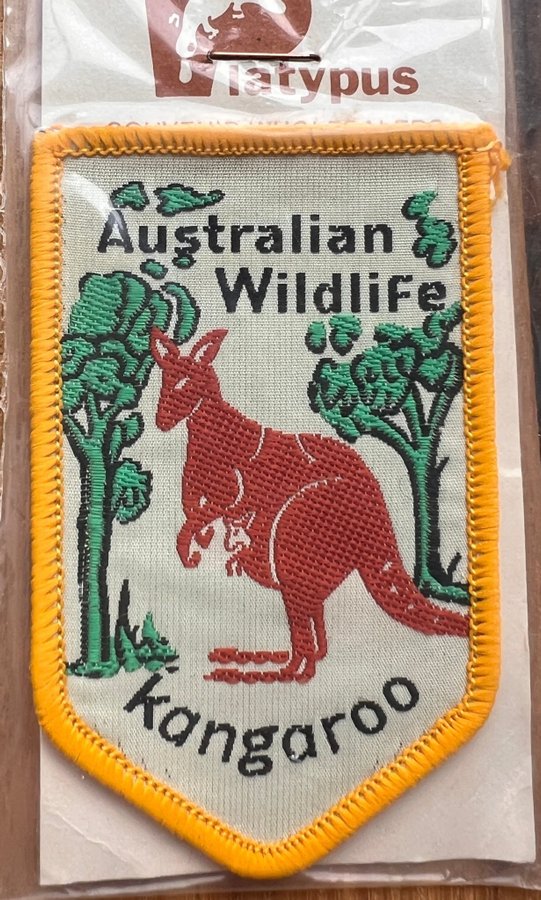 NYTT oanvänt tygmärke “Australian Wildlife KANGAROO" Australien