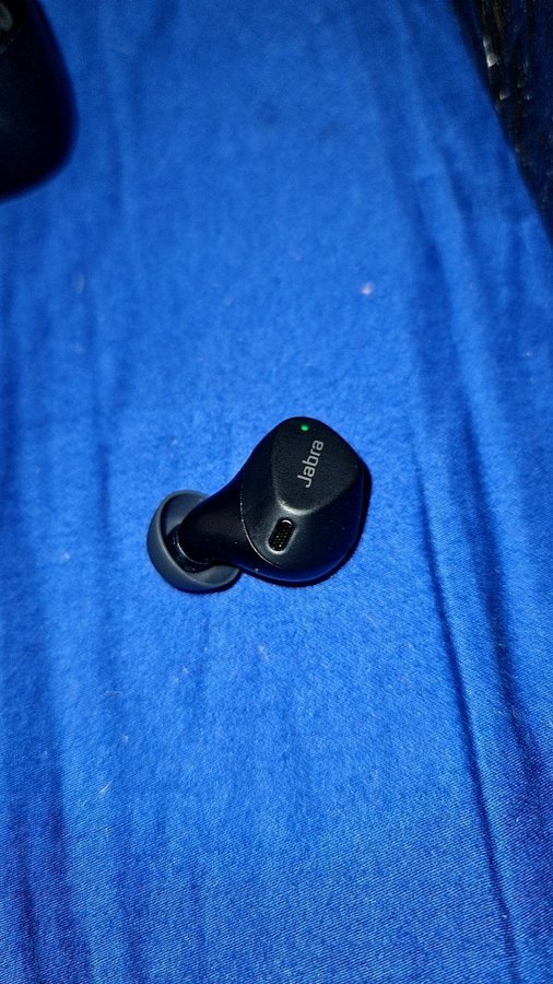 Jabra elite 4 active *vänster hörlur*