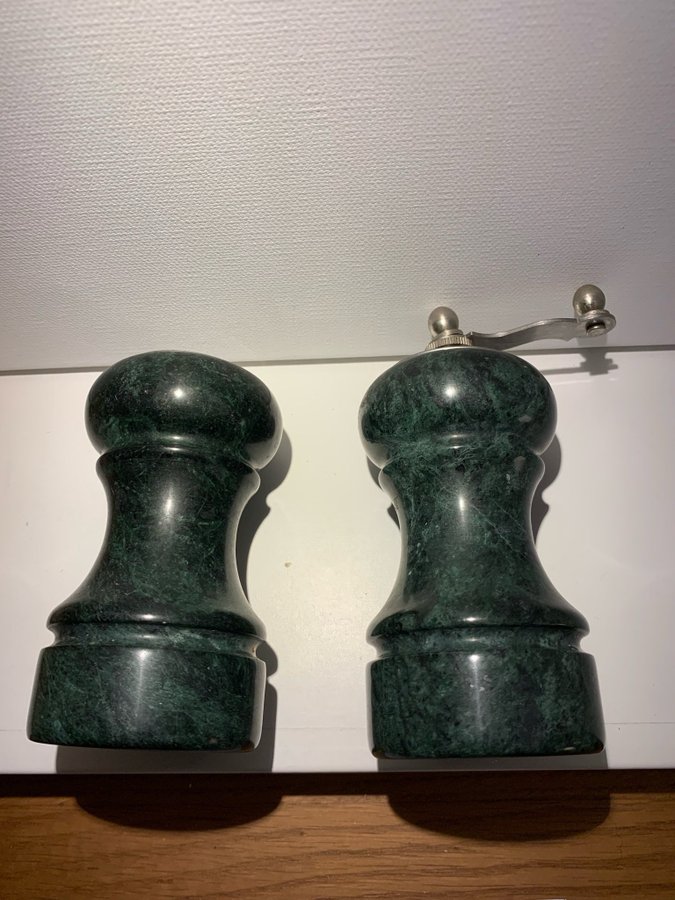 Salt and Pepper Grinder Set . Marble Finish salt pepparkvarn