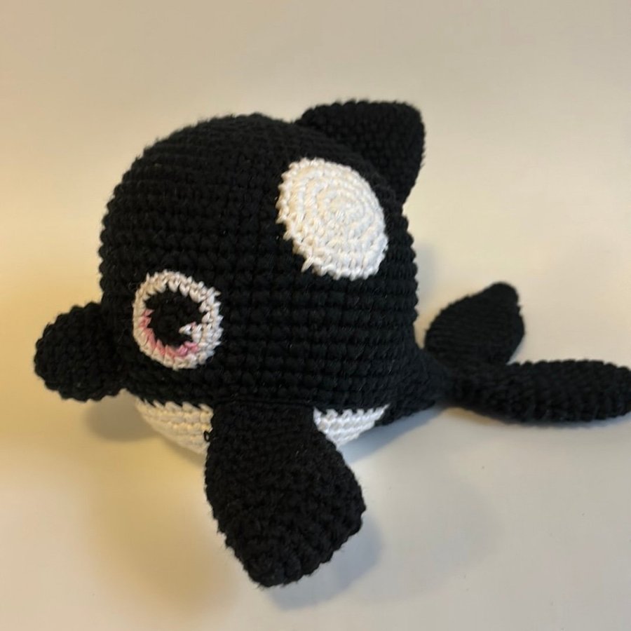 virkad Amigurumi Späckhuggare val handgjord