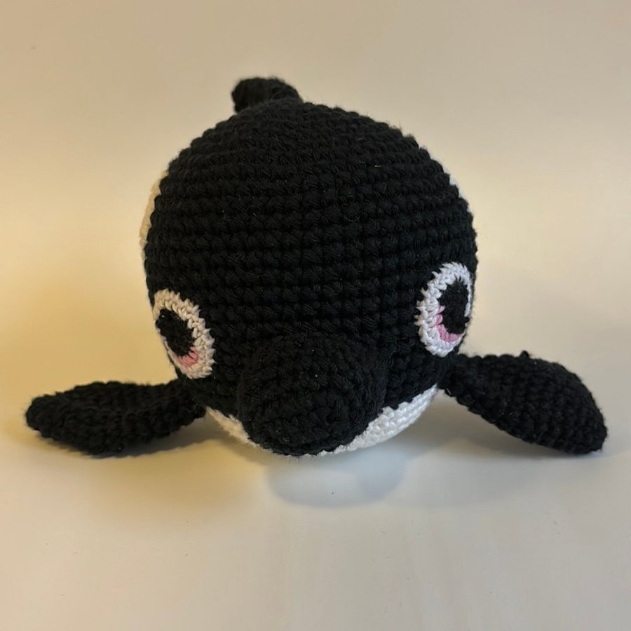 virkad Amigurumi Späckhuggare val handgjord