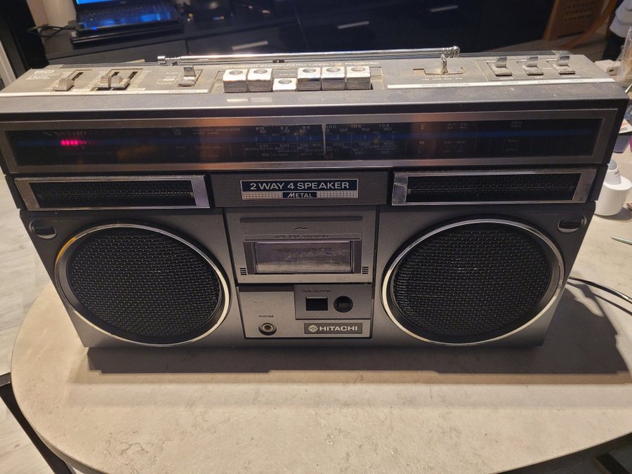 Hitachi TRK-A21 Stereo Cassette Recorder