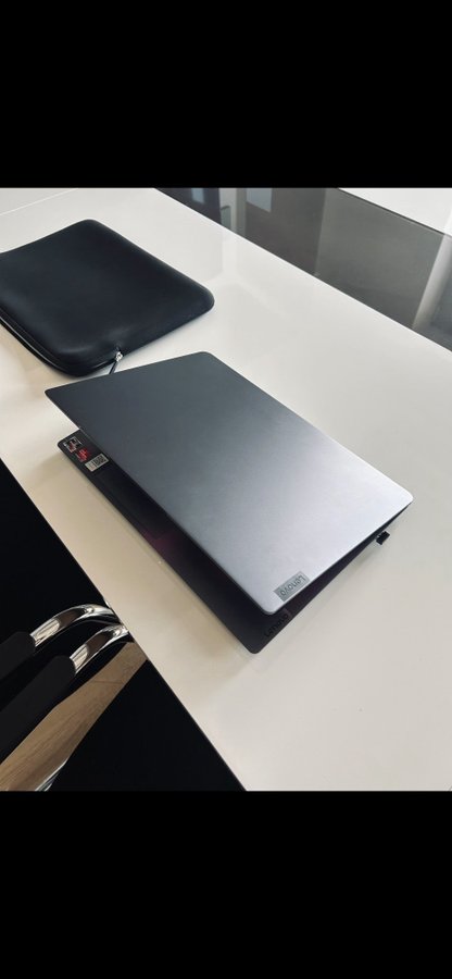 Lenovo IdeaPad 5 Pro