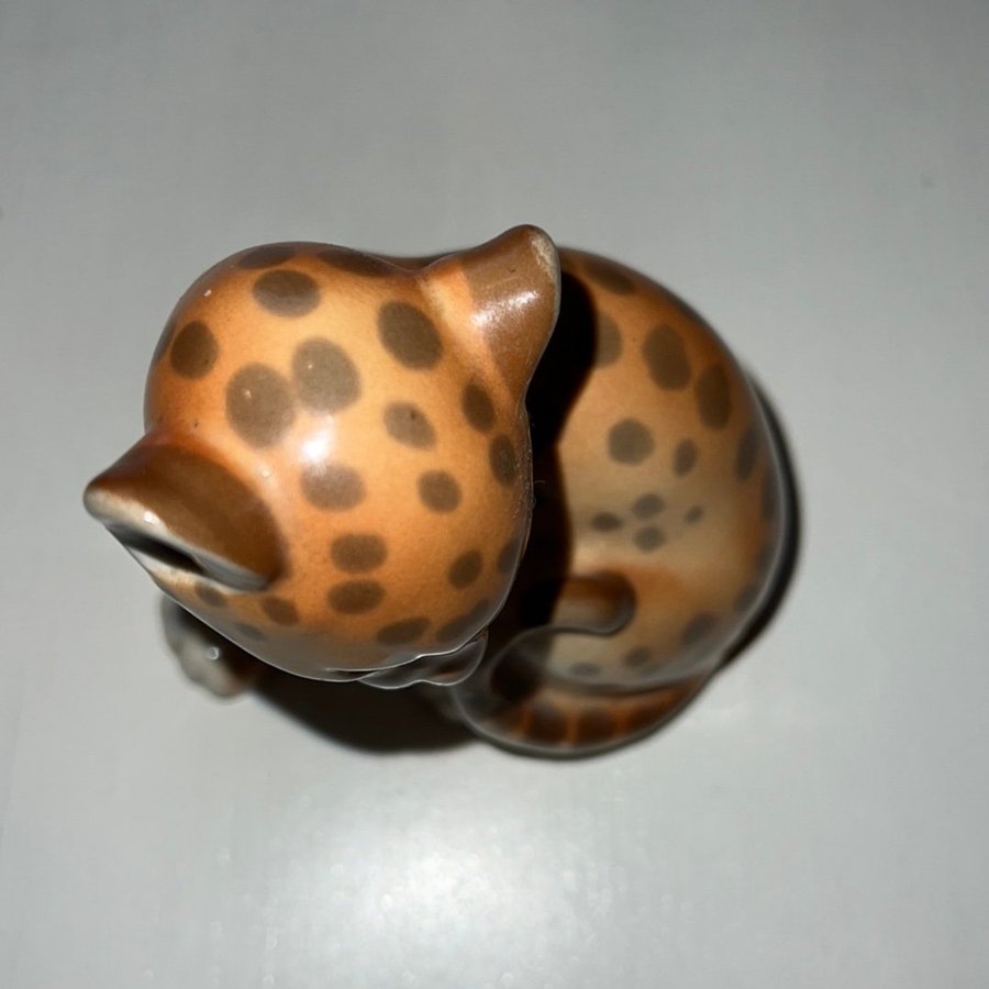 Porslinsfigur Leopard USSR