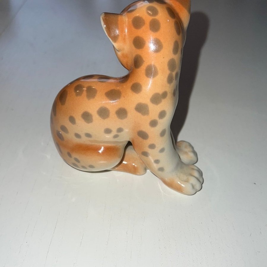 Porslinsfigur Leopard USSR