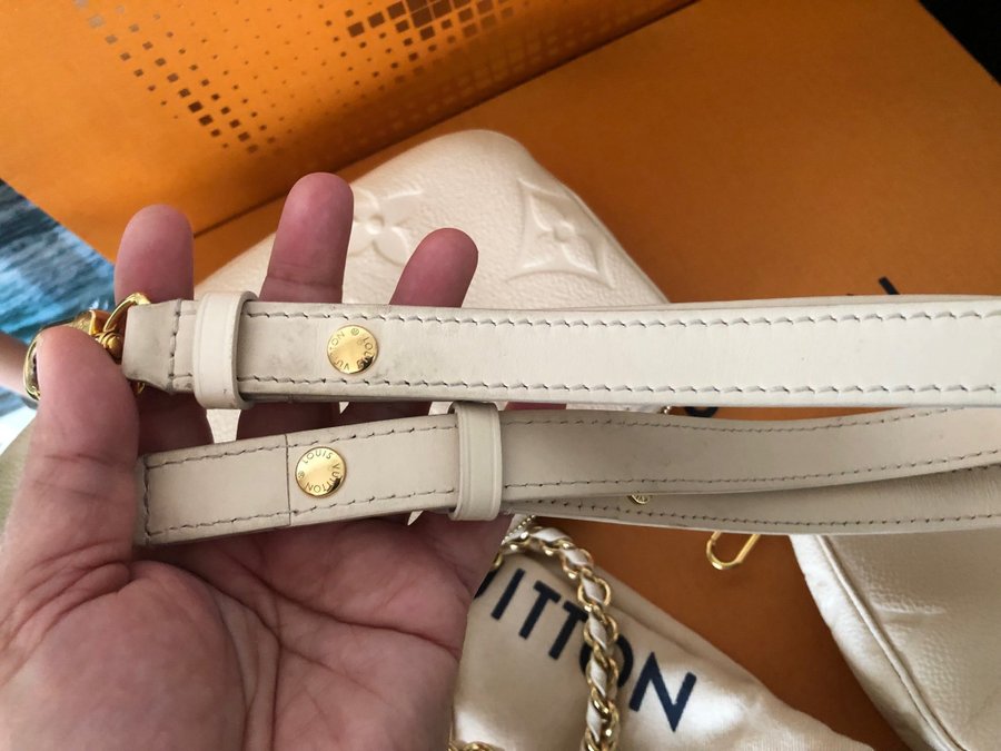 Louis Vuitton Cream Giant empreinte Multi pochette