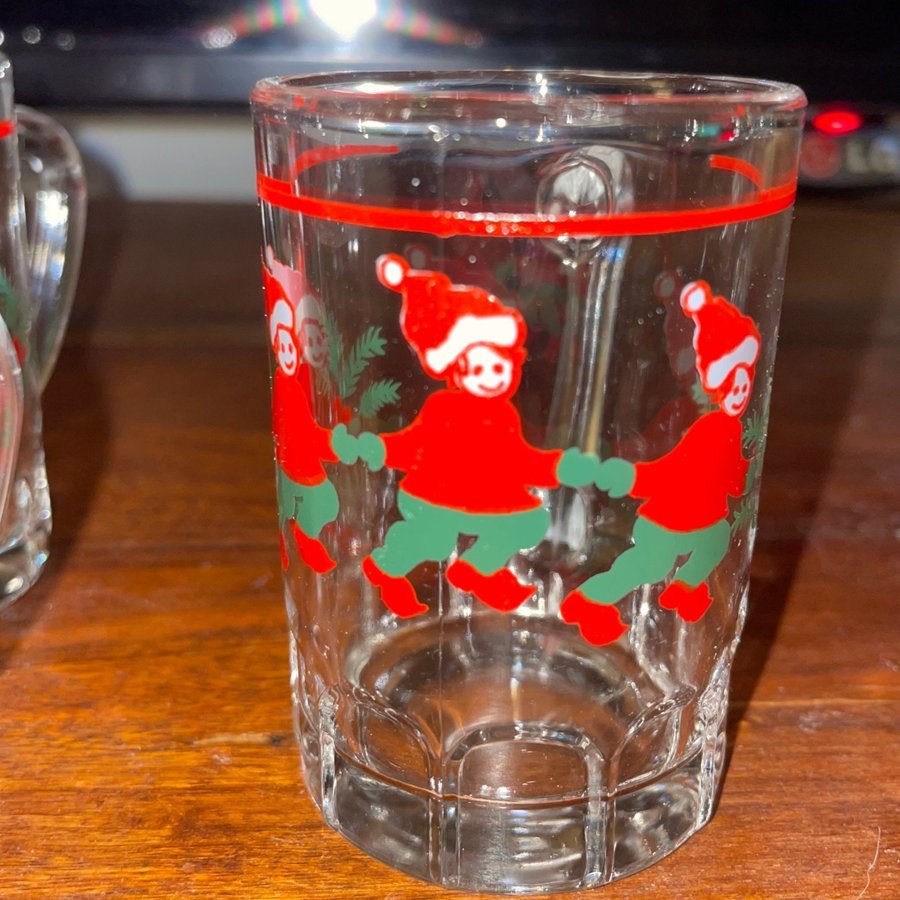 Retro / vintage - 6 st glöggmuggar i glas med tomtar, nyskick