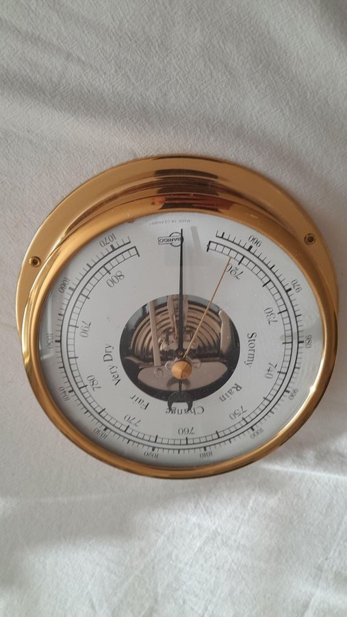 Skeppsbarometer, mässing