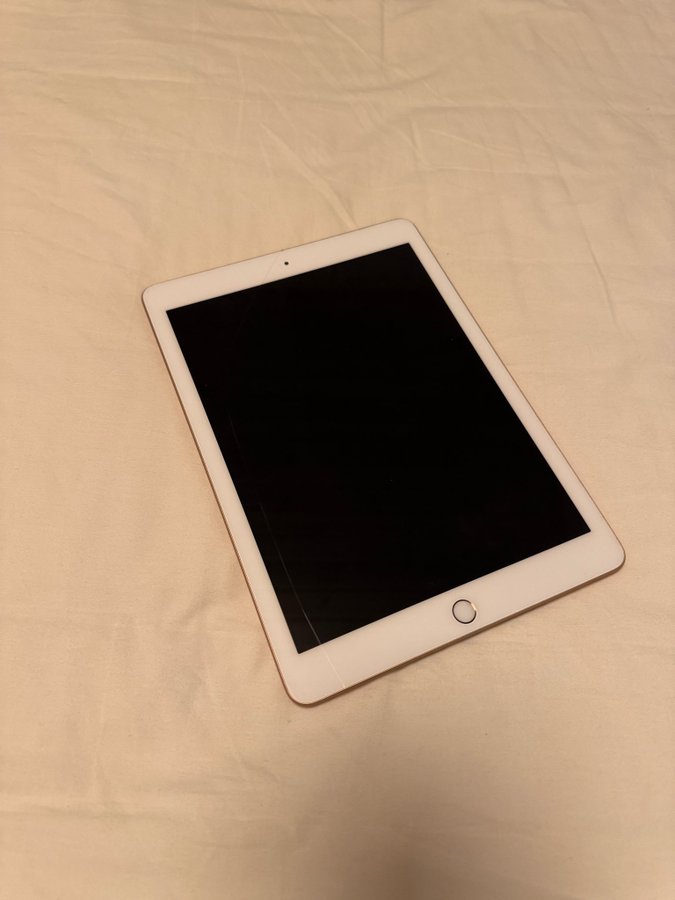 iPad (6:e generationen) 32GB Wi-Fi