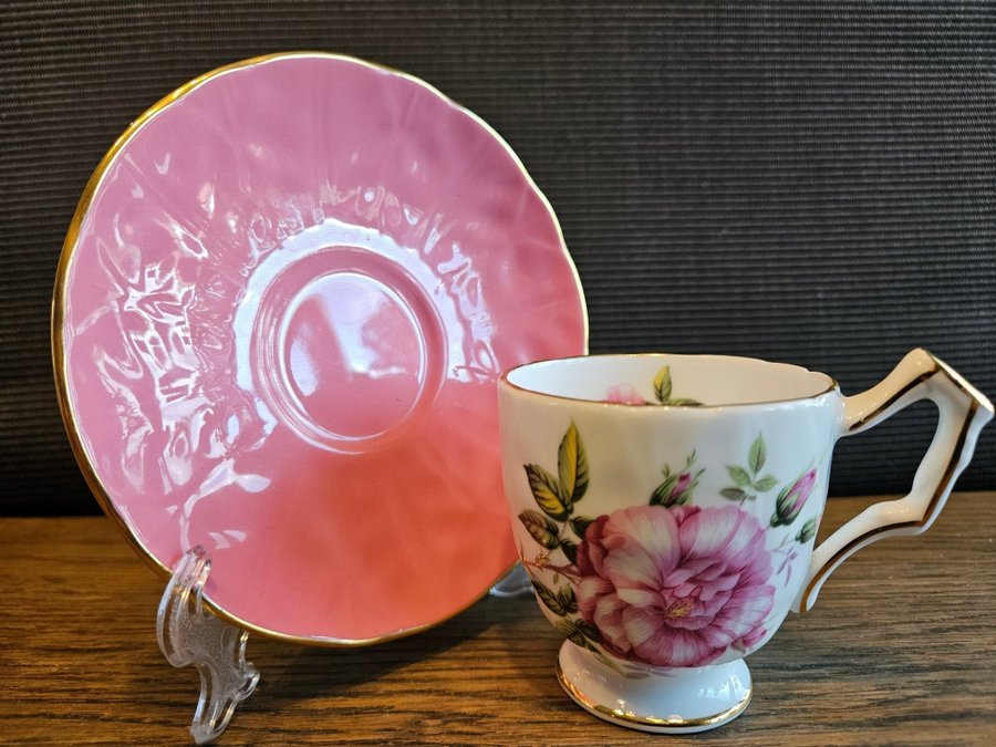 Elegant och vacker vintage kaffekopp AYNSLEY Pink Rose, England. Oanvänd