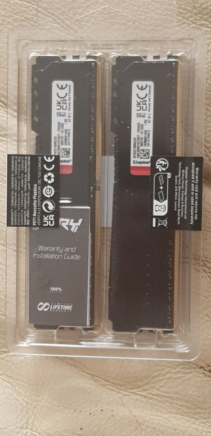 Helt Nya Oöppnade Kingston Fury Beast 32GB (2x16GB) DDR4 3200MHz CL16