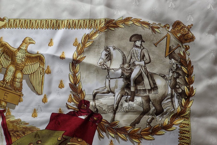 Fantastisk Hermès Scarf "Napoléon"