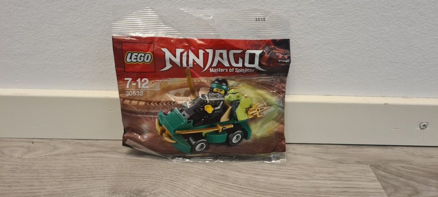 Lego ninjago 30532 masters of spinjitzu Lloyd turbo polybag