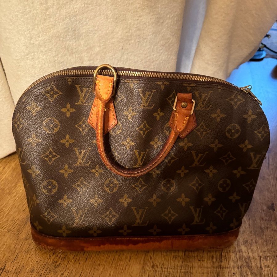 Vintage Louis Vuitton Alma väska