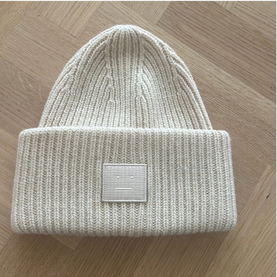 Acne Studios beige mössa, storlek ONE SIZE - 56 cm