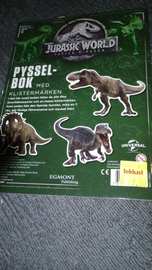 Jurassic World Fallen Kingdom pysselbok med klistermärken