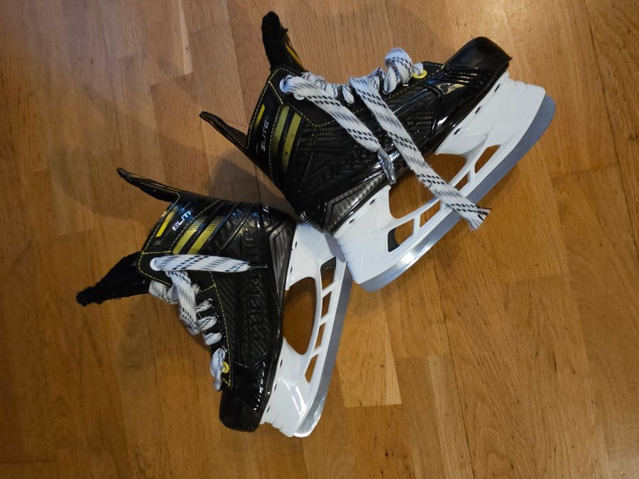 Bauer Supreme Elite.