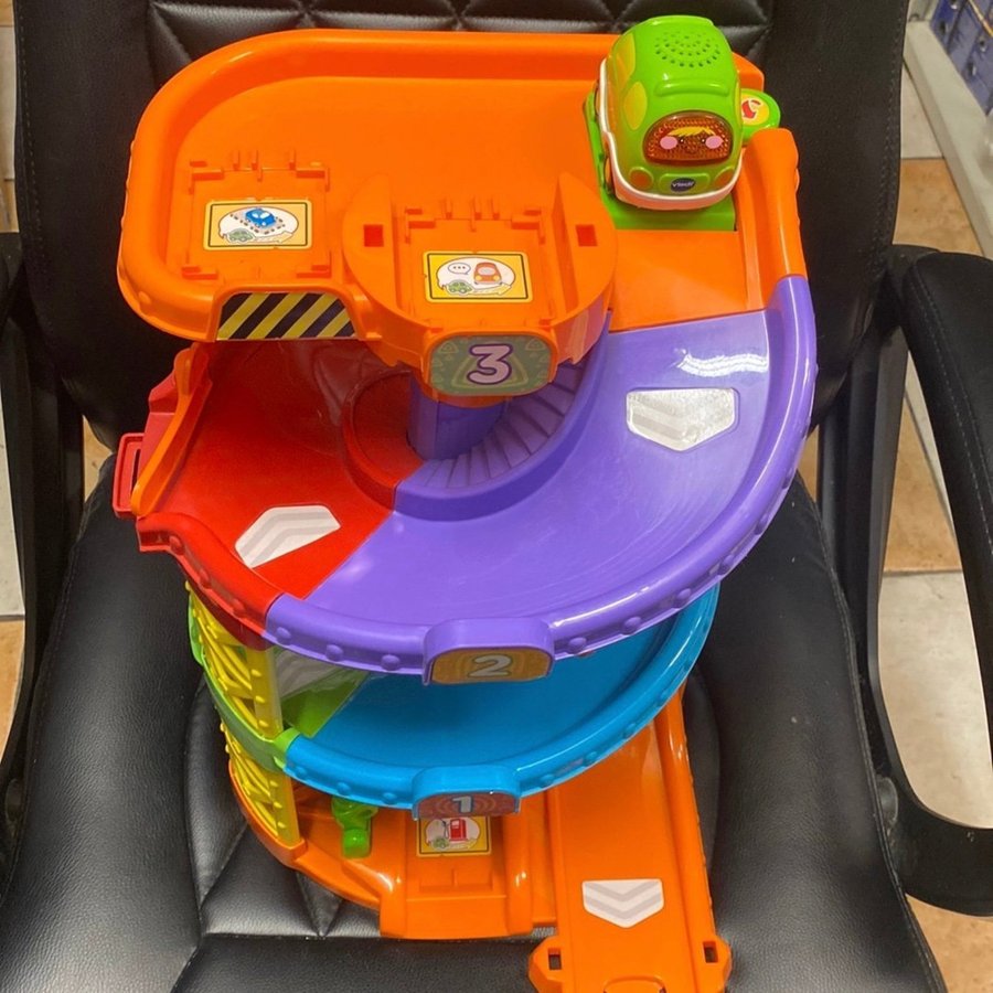 Vtech Topp-Parkering med Bil