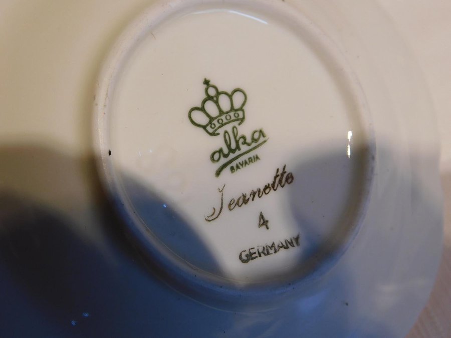 Alka Bavaria " Jeanette " Retro Askfat till fin kaffe stunden