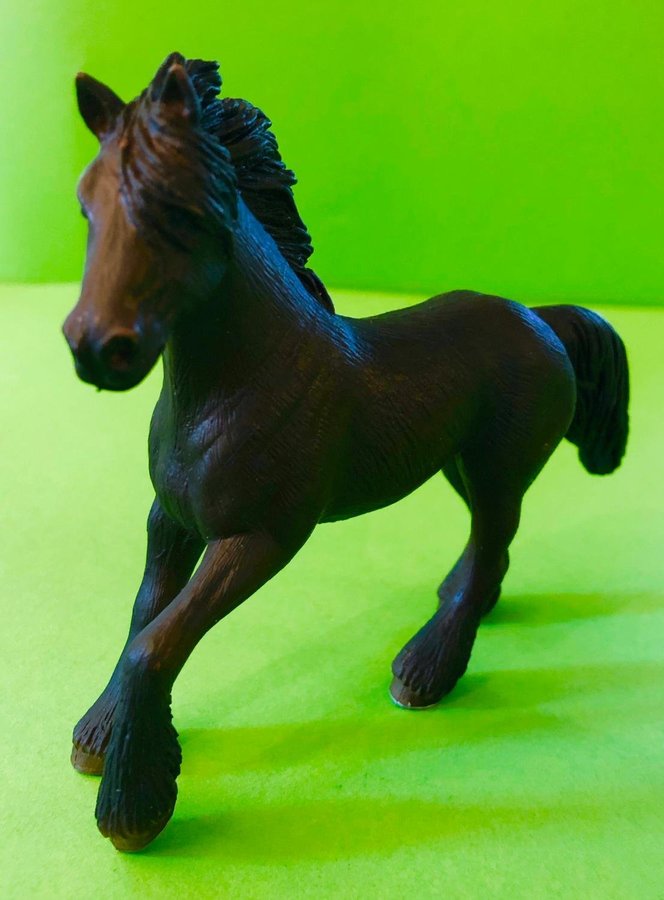 Schleich Djur 13604 Frisiskt Sto Friesian Mare Farm Animals 2005