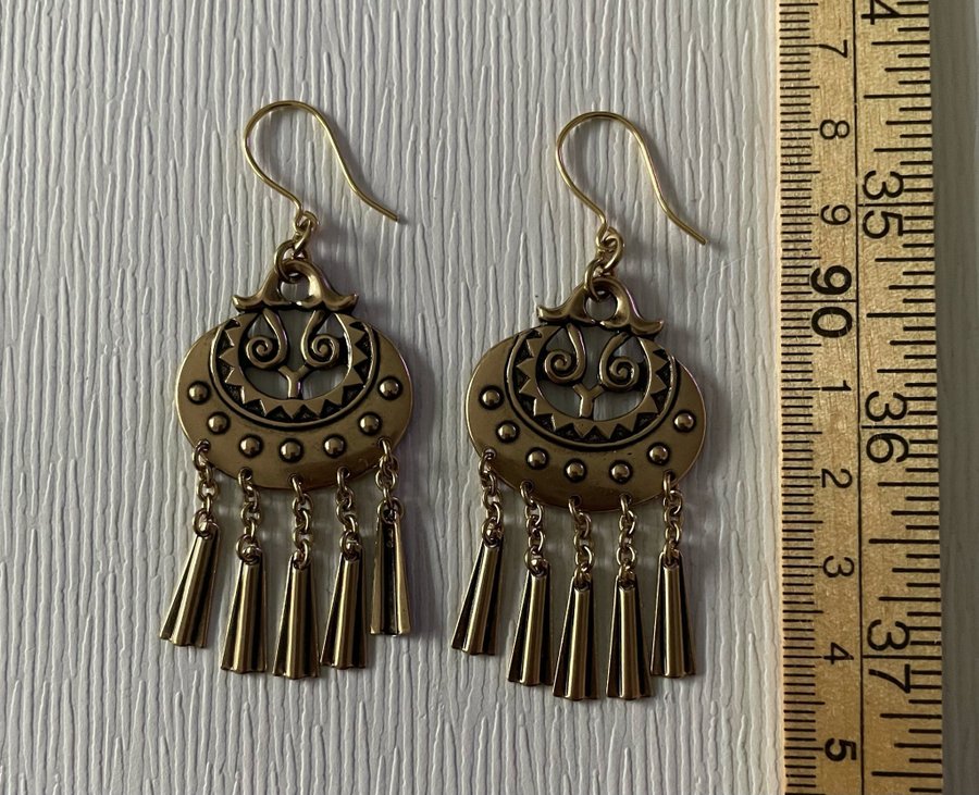 Kalevala Moon Goddess (Kuutar / Mångudinnan) earrings