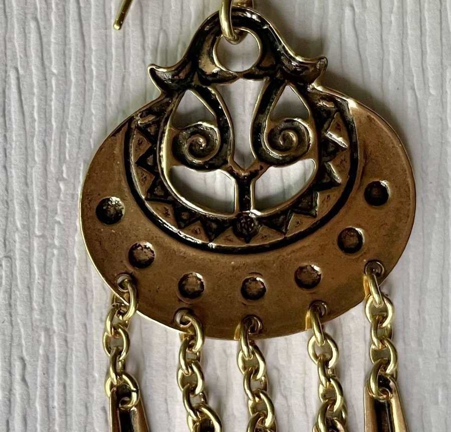 Kalevala Moon Goddess (Kuutar / Mångudinnan) earrings