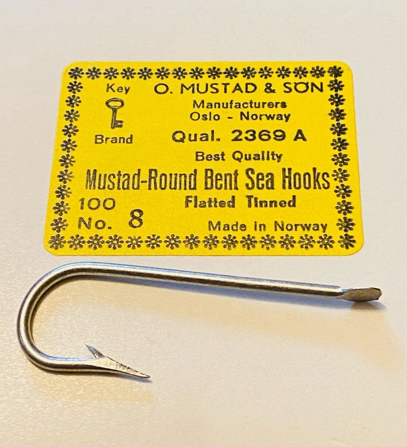 MUSTAD nr8. (1/0). Qual 2369 A . 100 st kvalitetskrokar i original låda !