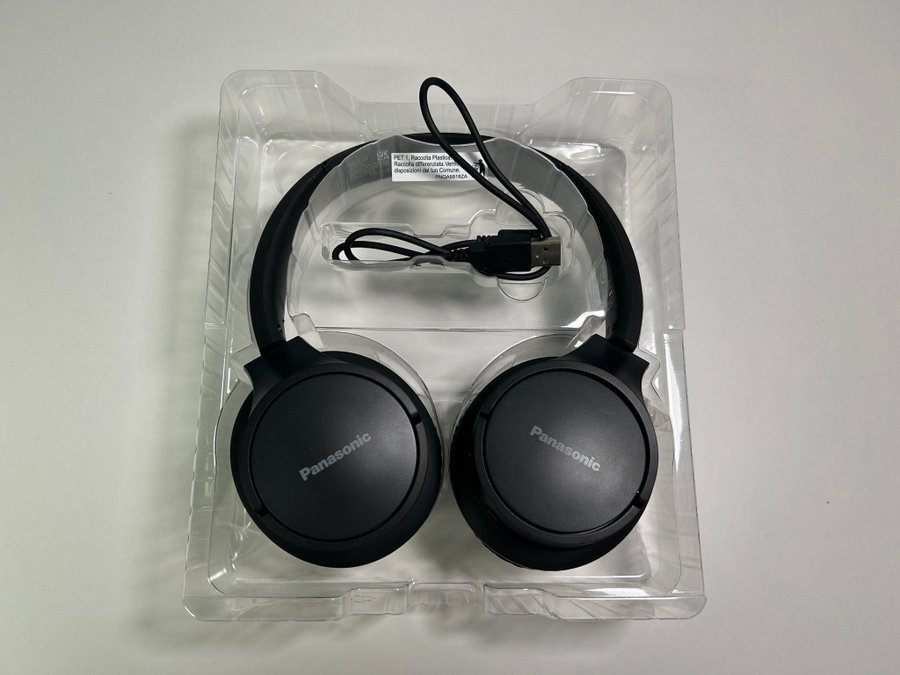 BID! Panasonic Bluetooth Wireless Headphones RB-HF520BE-K! New!