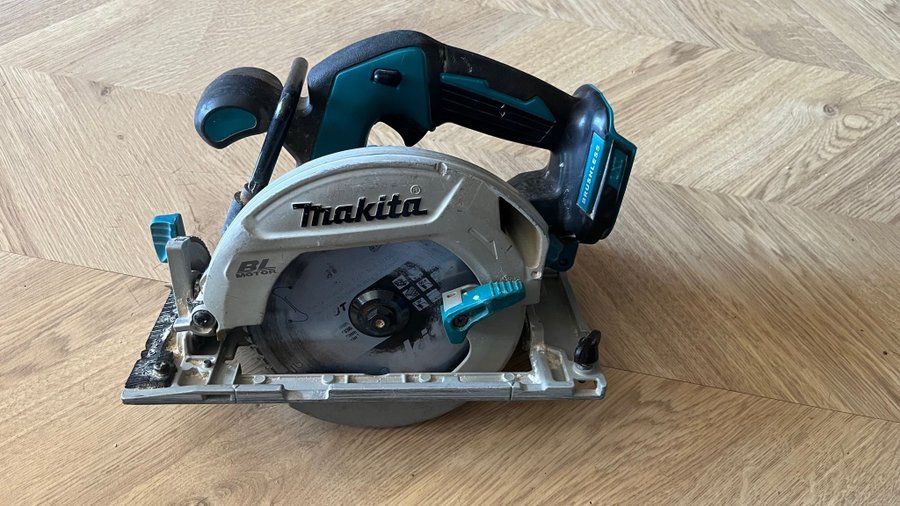 Makita DHS680 cirkelsåg