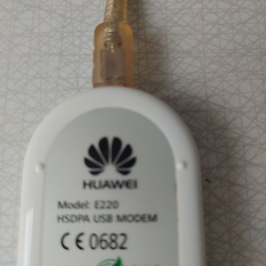 HUAWEI HSDBA USB E220 MODEM