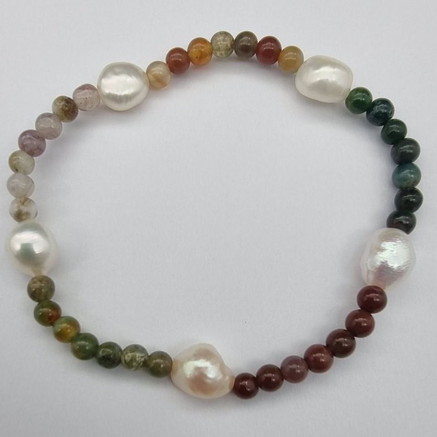 Agate and Freshwater pearls bracelet