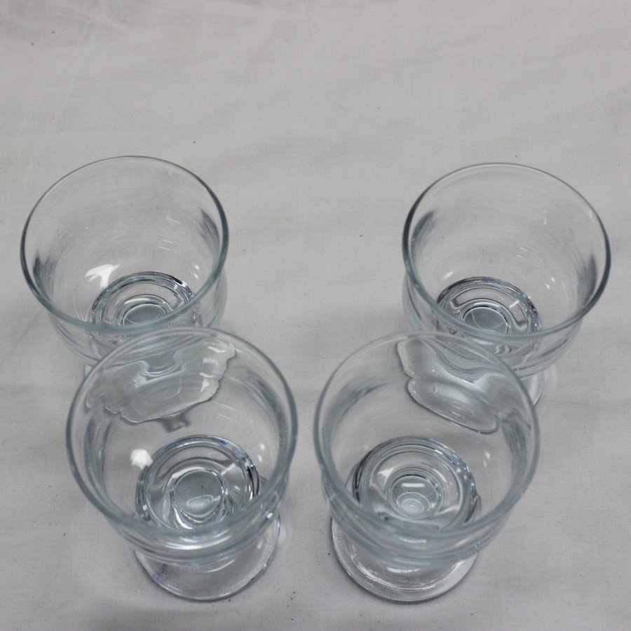 4 Vitvin Sherry Glas 9 cm Kosta Boda Baron Rolf Sinnemark