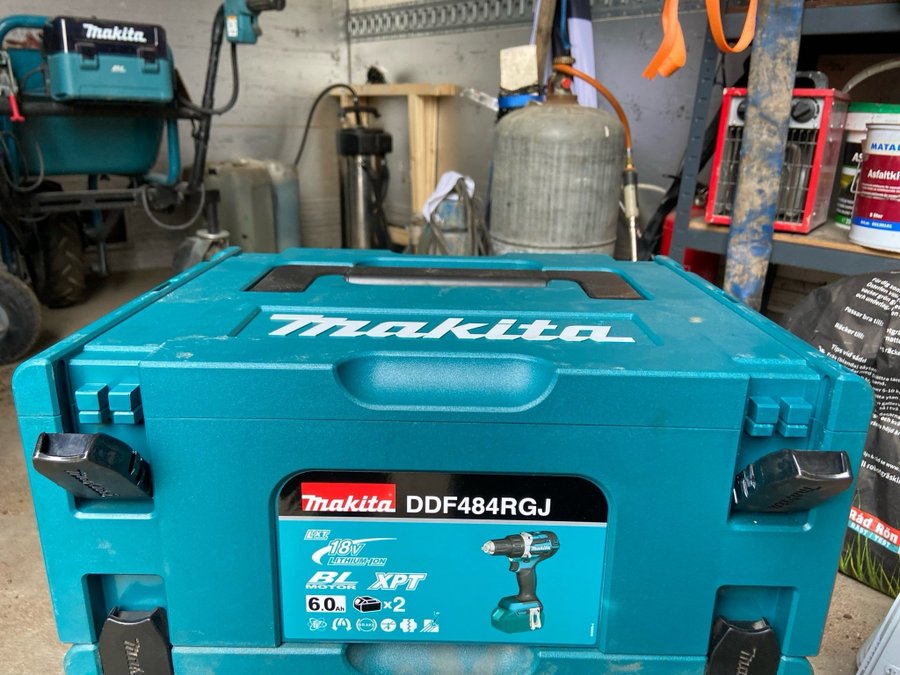 Makita DDF484RGJ väska