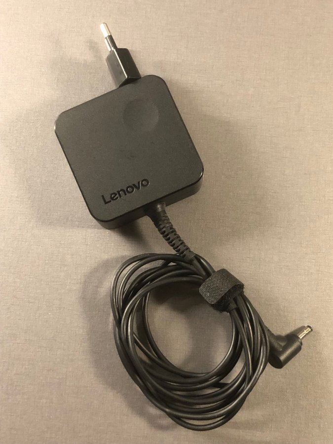 Lenovo AC Adapter 20V (2.25A)