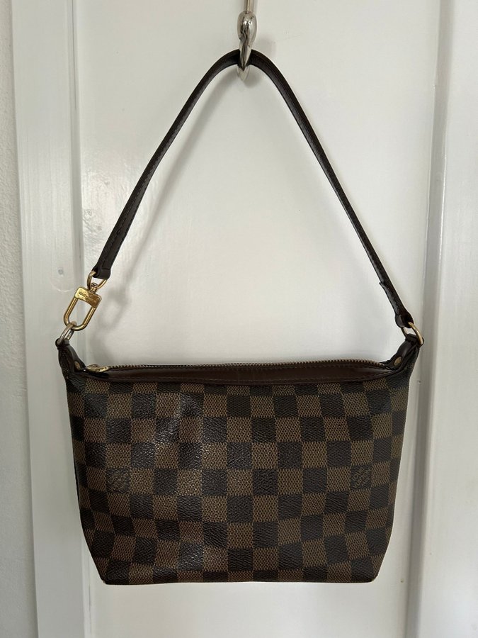 Louis Vuitton Damier Illovo PM